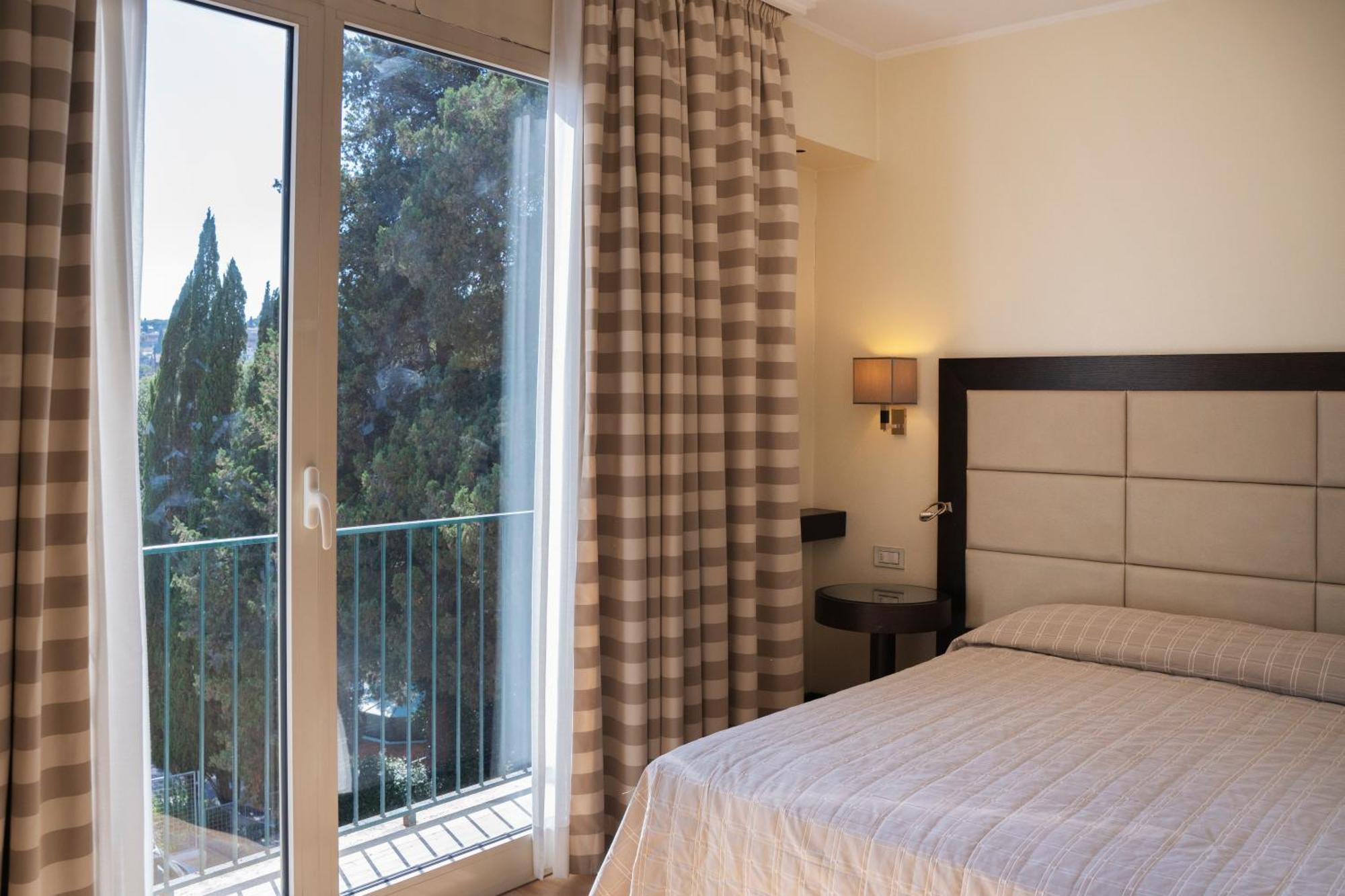 Hotel Maria Regina Rome
