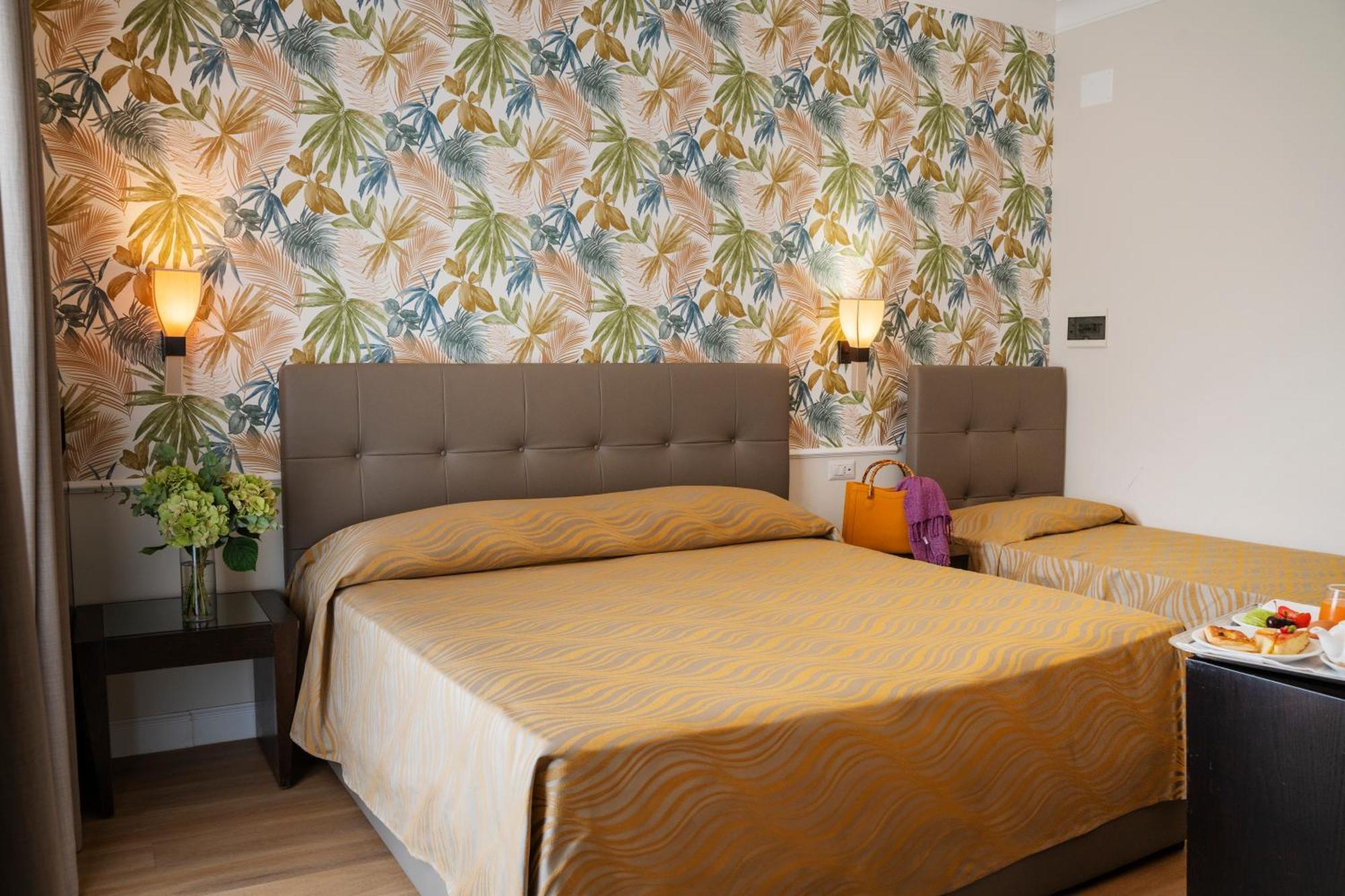 Maria Regina 4* Rome